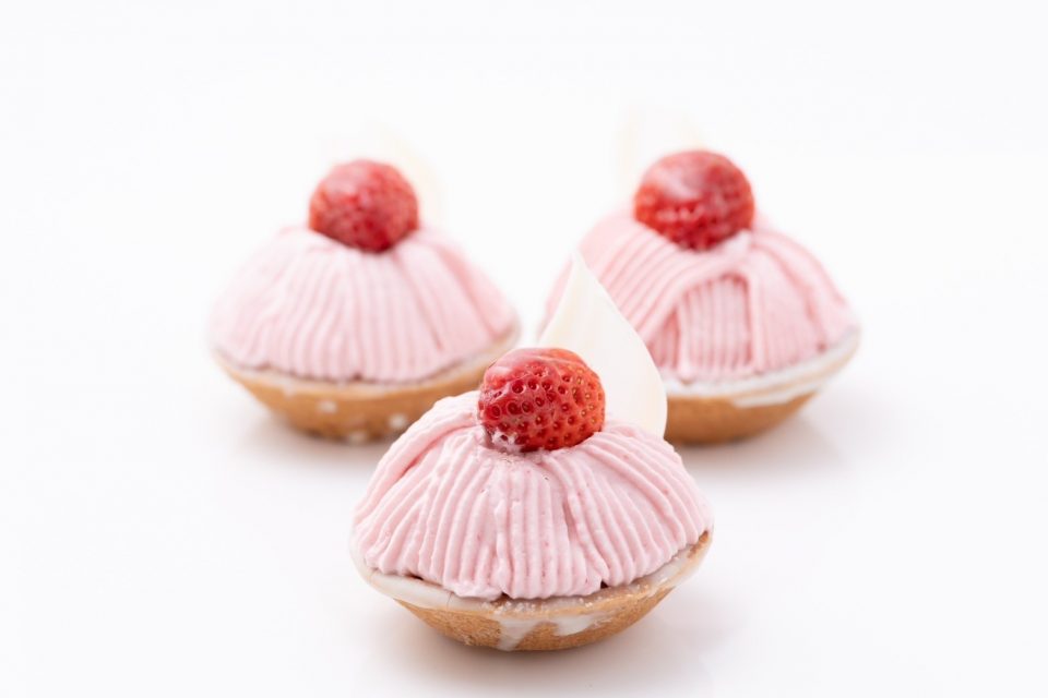 3月の洋菓子は「苺のモンブラン」